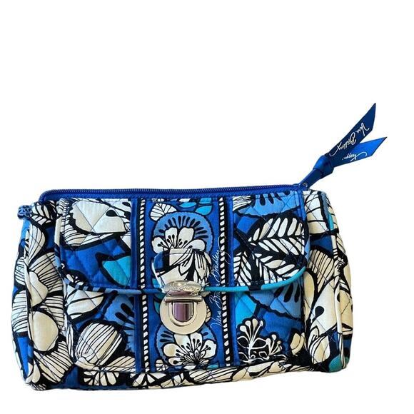 Vera Bradley Handbags - Vera Bradley Blue Bayou Push Lock Wristlet Purse  Bag